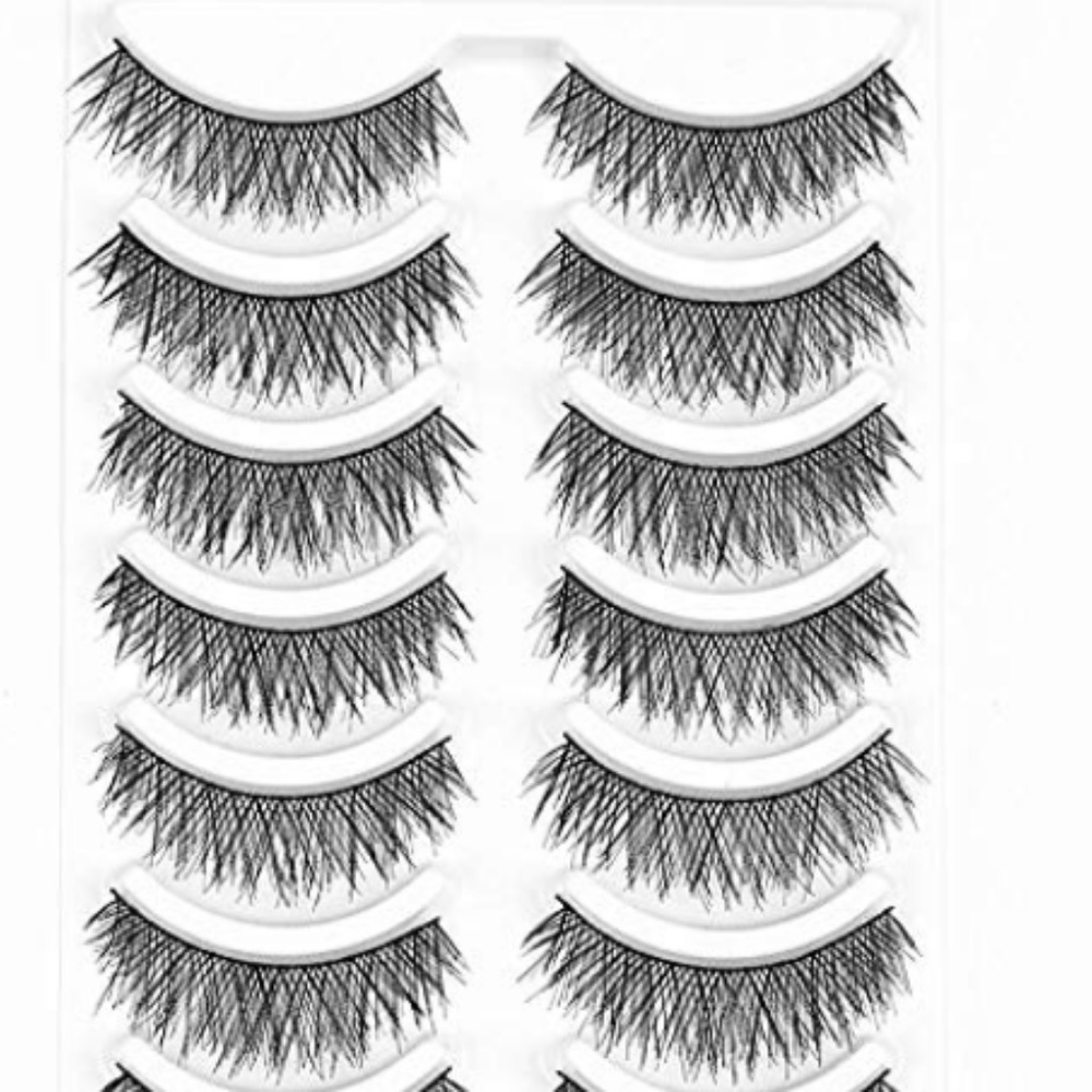 Lashes - Picture 4 of 5